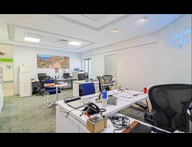 229M² OFFICE FOR SALE IN MEYERSDAL